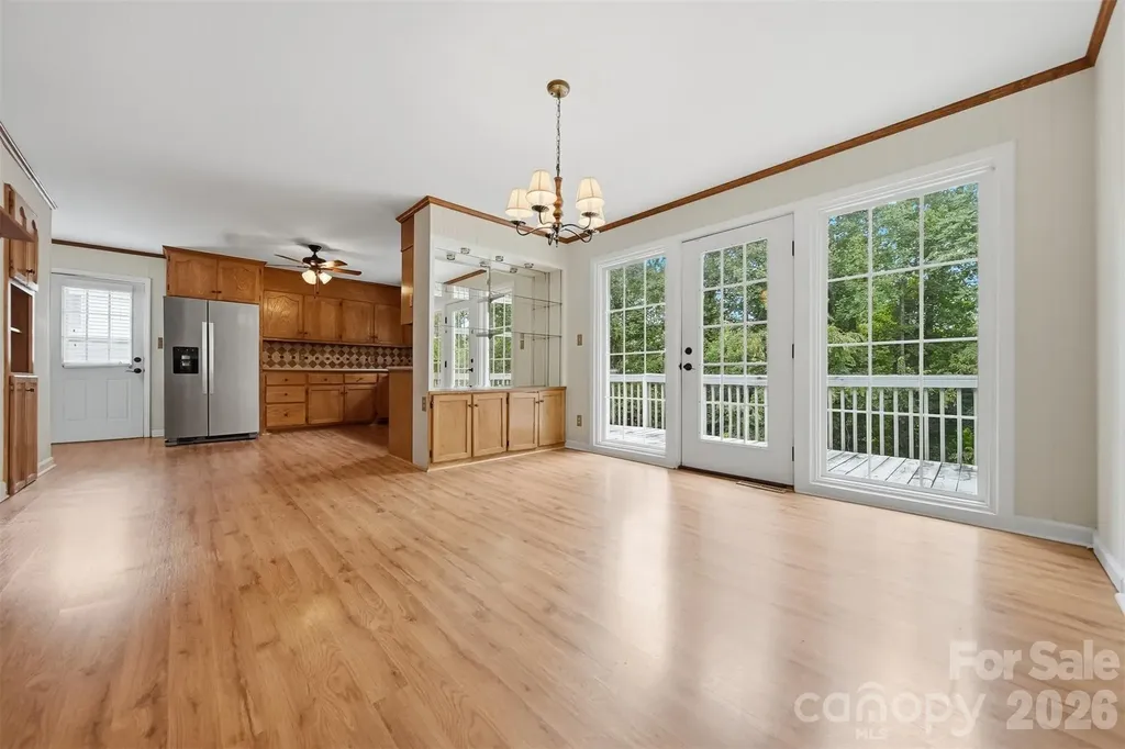 907 Vista Place NE Lenoir NC 28645