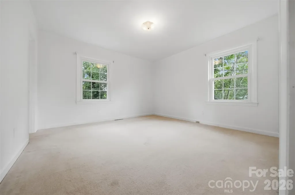 907 Vista Place NE Lenoir NC 28645