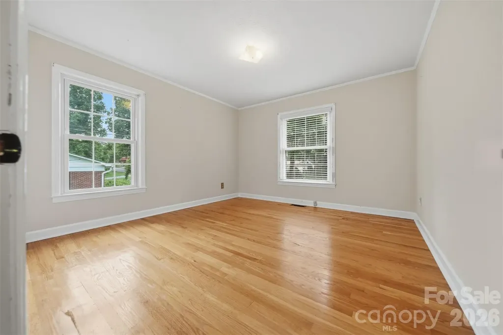 907 Vista Place NE Lenoir NC 28645
