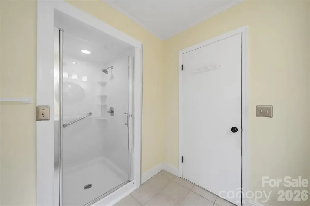 907 Vista Place NE Lenoir NC 28645