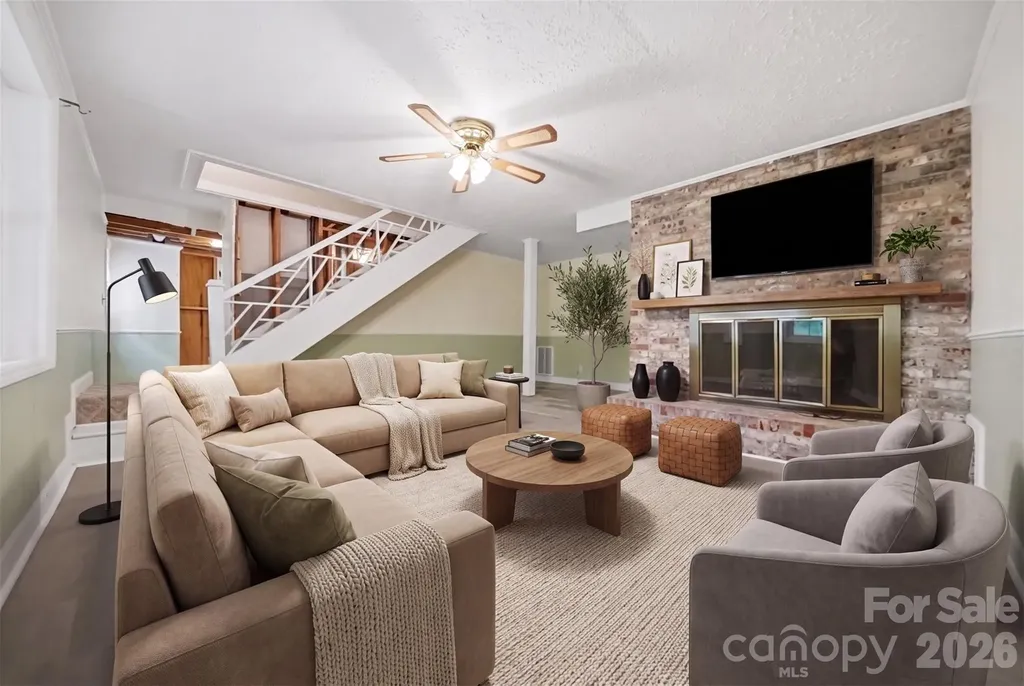 907 Vista Place NE Lenoir NC 28645