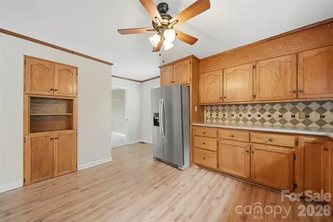 907 Vista Place NE Lenoir NC 28645
