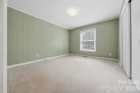 907 Vista Place NE Lenoir NC 28645