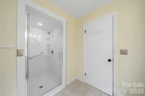 907 Vista Place NE Lenoir NC 28645