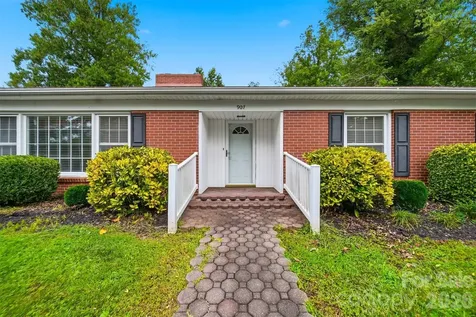 907 Vista Place NE Lenoir NC 28645