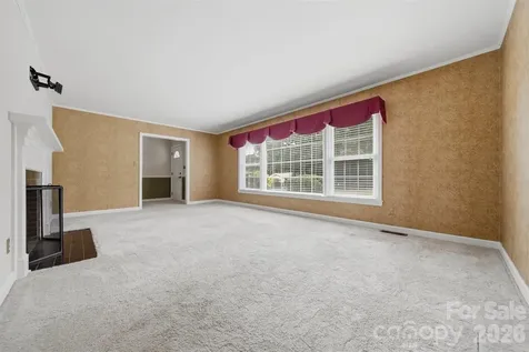 907 Vista Place NE Lenoir NC 28645