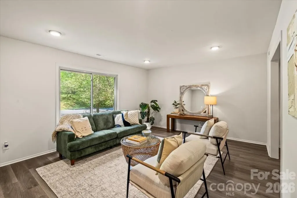 9205 Tree Haven Drive Charlotte NC 28270