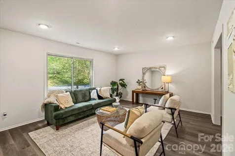 9205 Tree Haven Drive Charlotte NC 28270