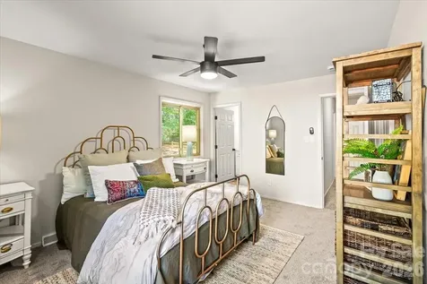 9205 Tree Haven Drive Charlotte NC 28270