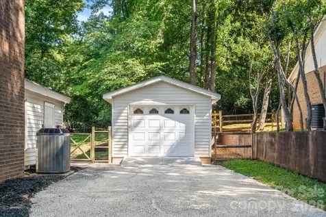 9205 Tree Haven Drive Charlotte NC 28270