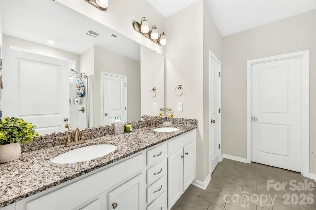 4526 Dover Court Denver NC 28037