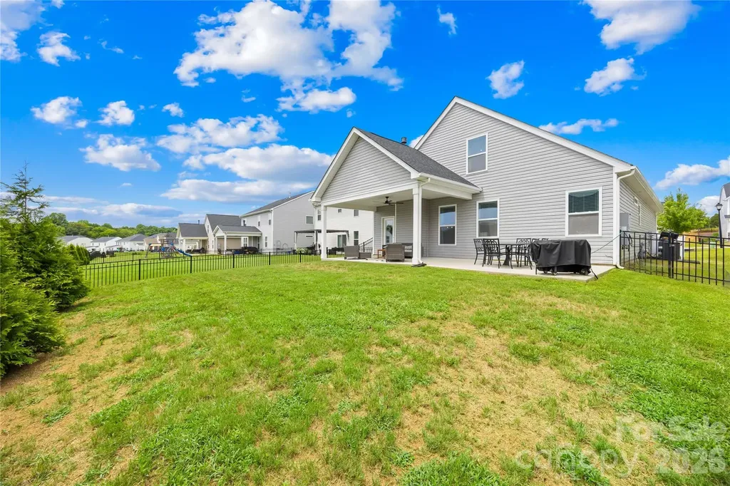 4526 Dover Court Denver NC 28037