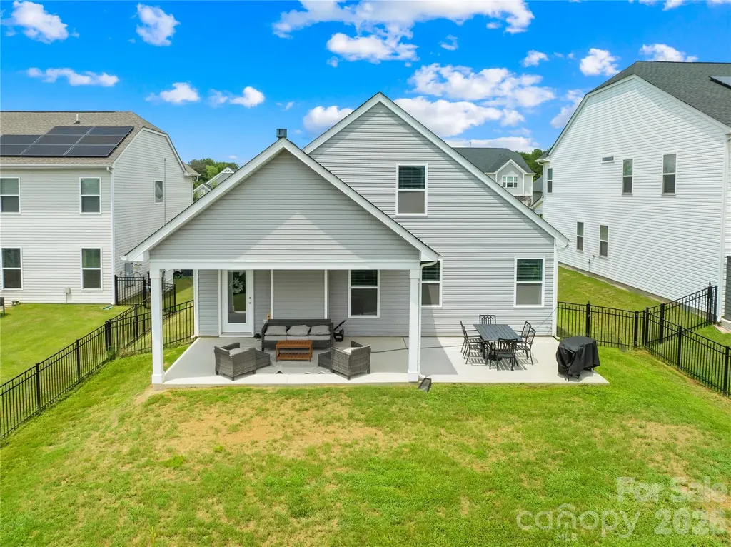 4526 Dover Court Denver NC 28037