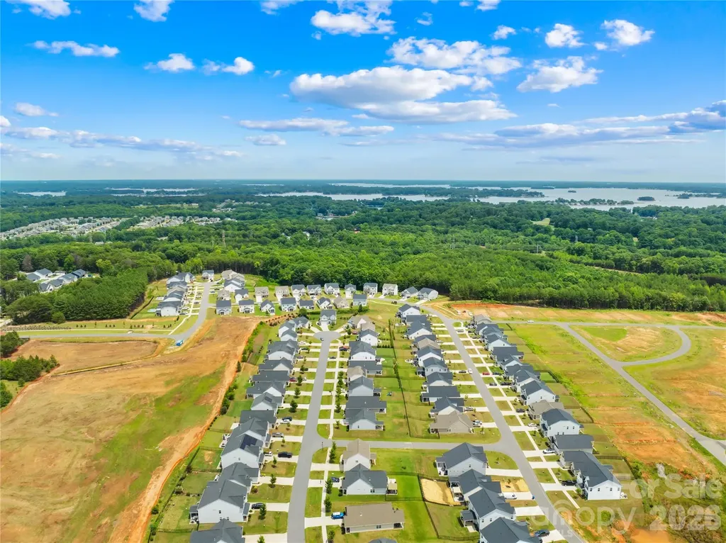 4526 Dover Court Denver NC 28037