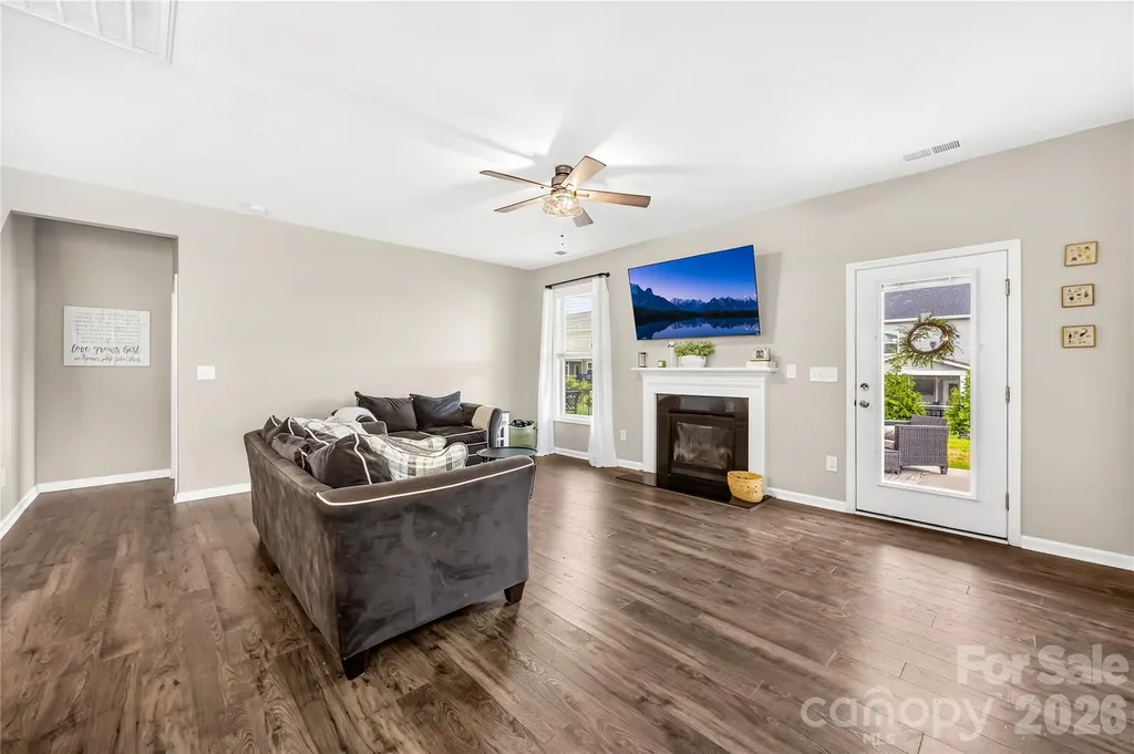 4526 Dover Court Denver NC 28037
