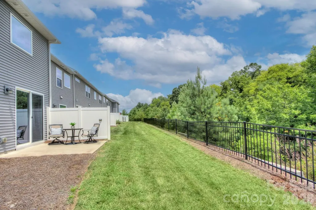 9257 Glenburn Lane Charlotte NC 28278