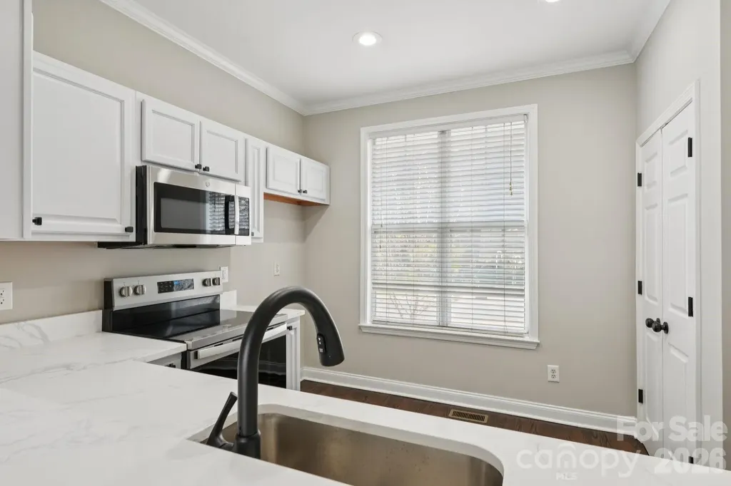 827 4th Street W Charlotte NC 28202
