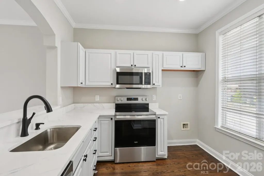 827 4th Street W Charlotte NC 28202