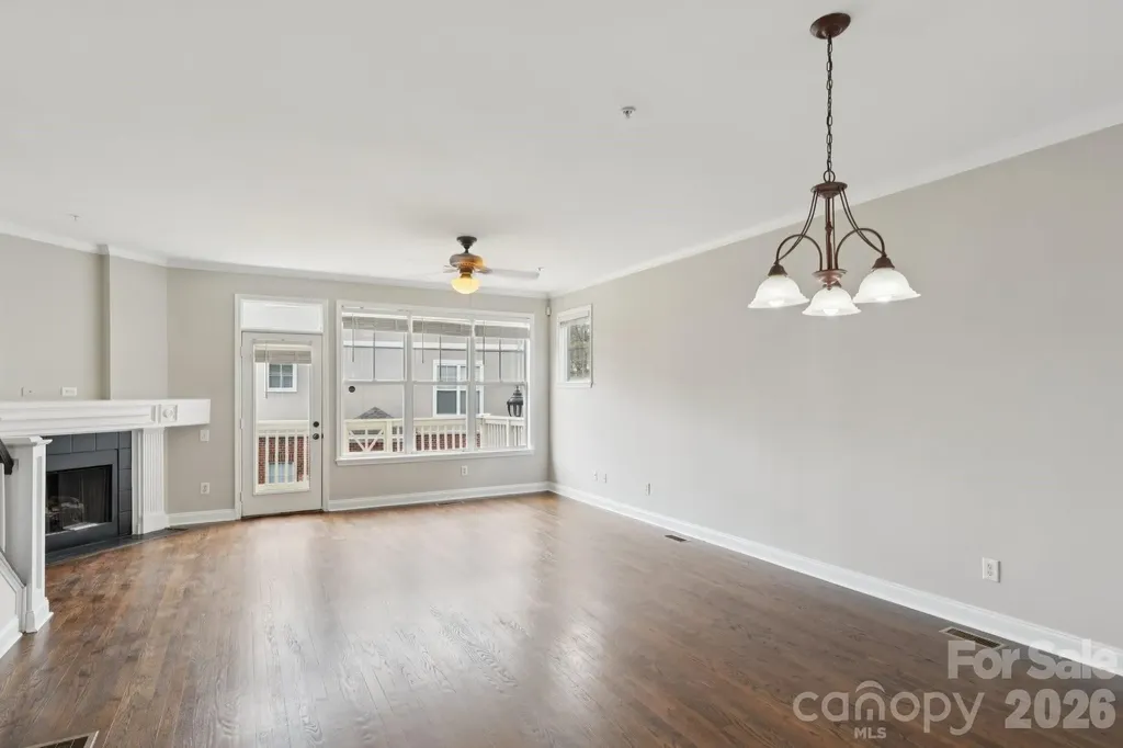 827 4th Street W Charlotte NC 28202