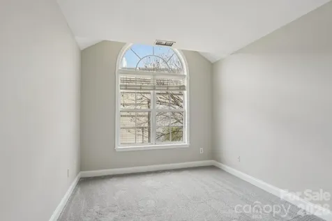 827 4th Street W Charlotte NC 28202