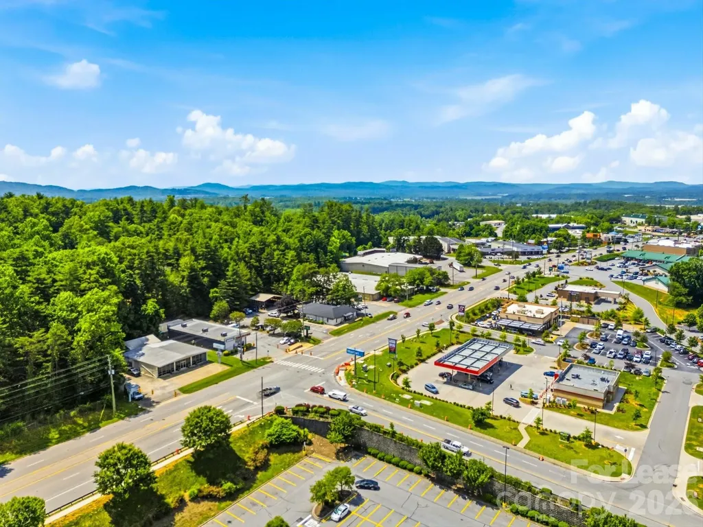 71 Airport Road Arden NC 28704