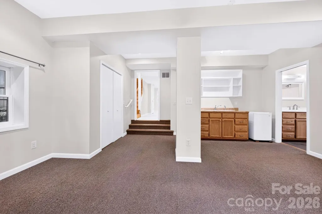 176 Chiles Avenue Asheville NC 28803