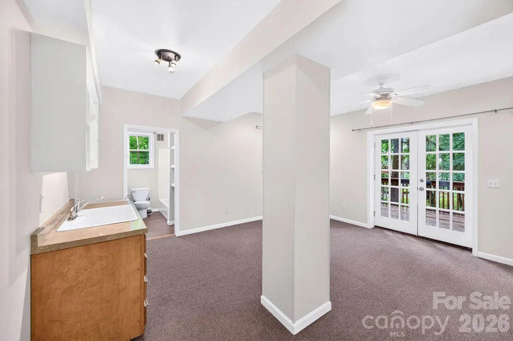 176 Chiles Avenue Asheville NC 28803