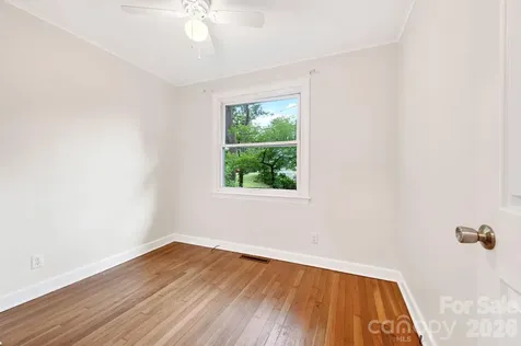 176 Chiles Avenue Asheville NC 28803
