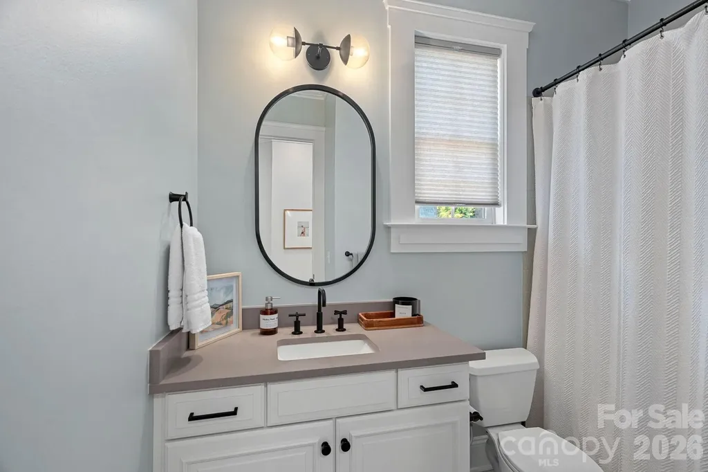 3813 Lakeside Drive Charlotte NC 28270