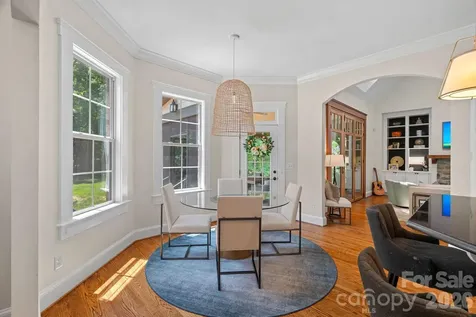 3813 Lakeside Drive Charlotte NC 28270