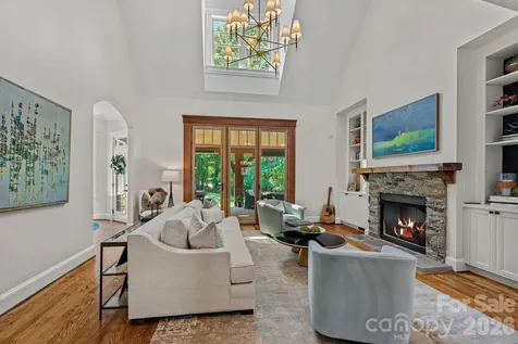 3813 Lakeside Drive Charlotte NC 28270