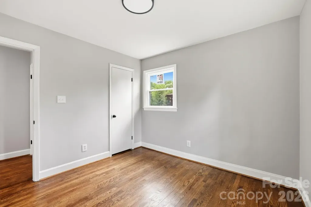 835 Ranch Road Charlotte NC 28208