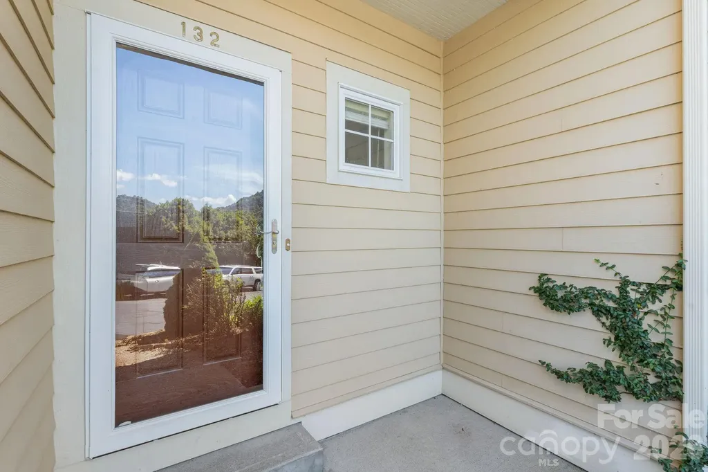 132 Silo Ridge Lane Vilas NC 28692