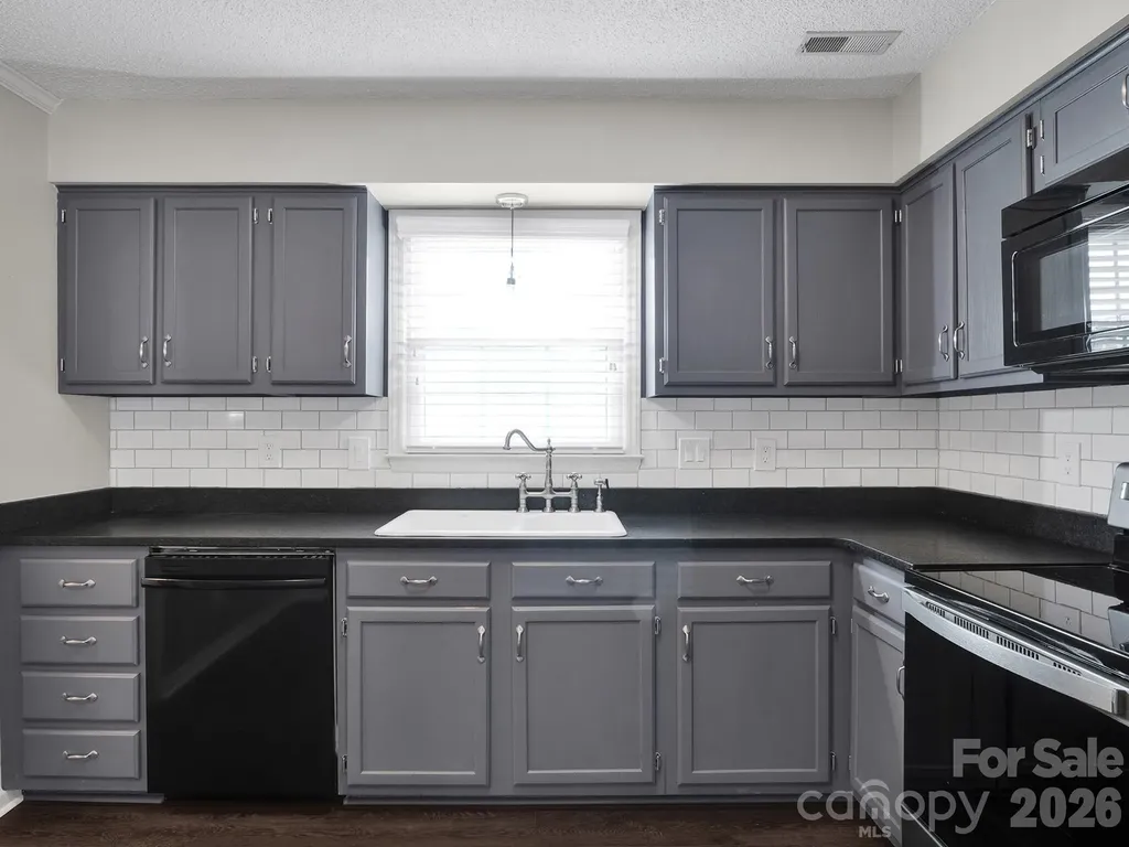 10922 Winterbourne Court Charlotte NC 28277