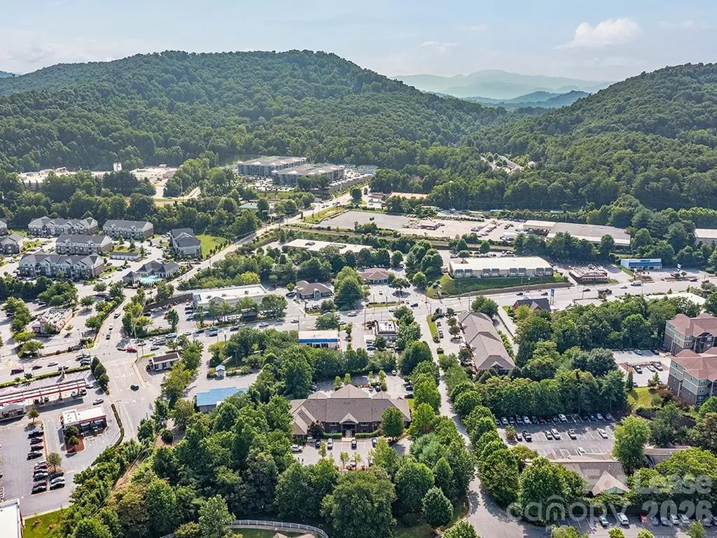 2 Walden Ridge Drive Asheville NC 28803