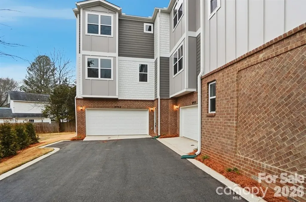 Charlotte NC, 8935 Sharonbrook Drive