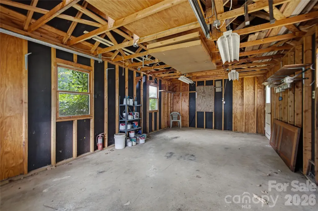 1909 2nd Avenue SW Hickory NC 28602