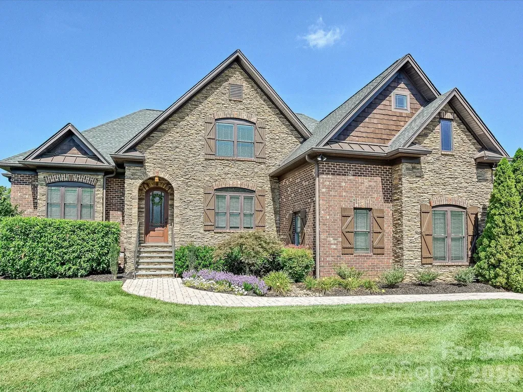 761 King Fredrick Lane SW Concord NC 28027
