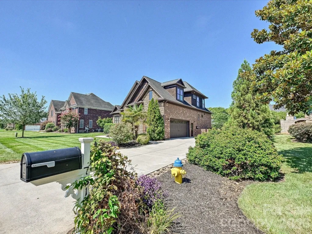 761 King Fredrick Lane SW Concord NC 28027