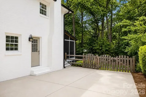 511 Merwick Circle Charlotte NC 28211