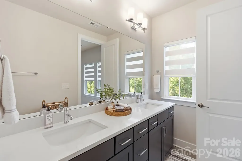 4118 Polluck Way Charlotte NC 28209