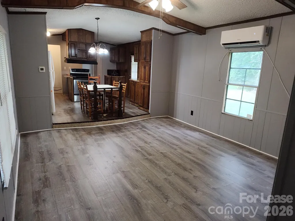 1024 Lindsay Drive Iron Station NC 28080