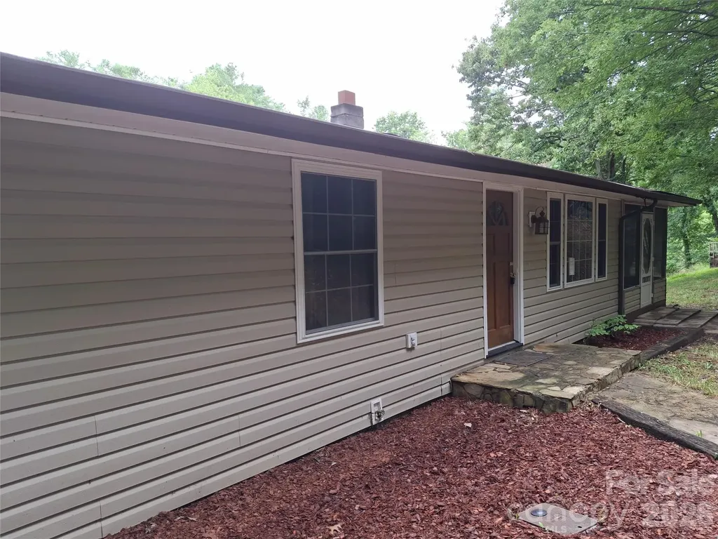 232 Tilson Drive Mars Hill NC 28754