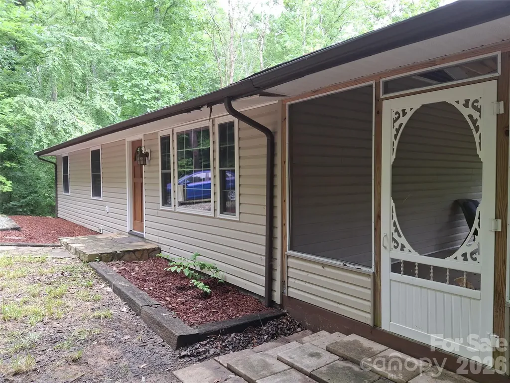 232 Tilson Drive Mars Hill NC 28754