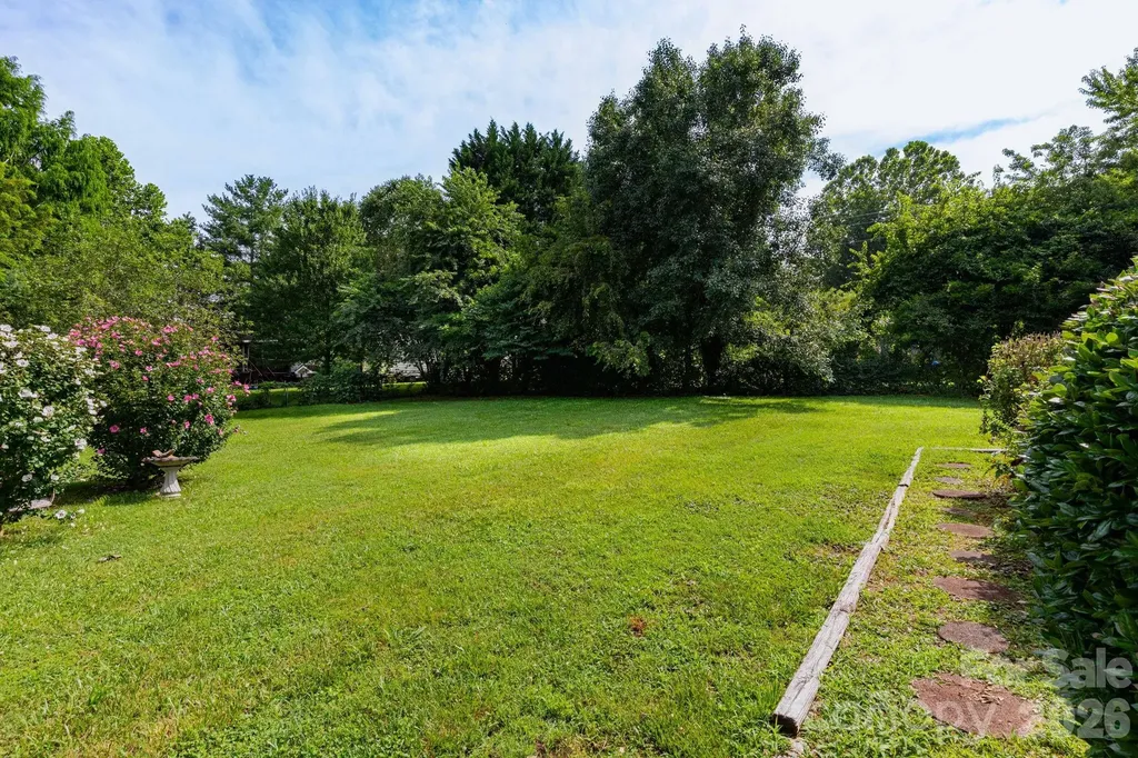 44 Double D Drive Flat Rock NC 28731