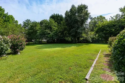 44 Double D Drive Flat Rock NC 28731