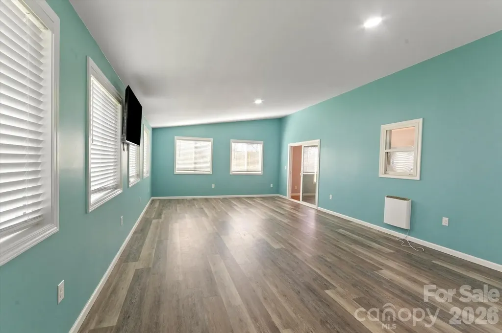 84 Poplar Street Brevard NC 28712