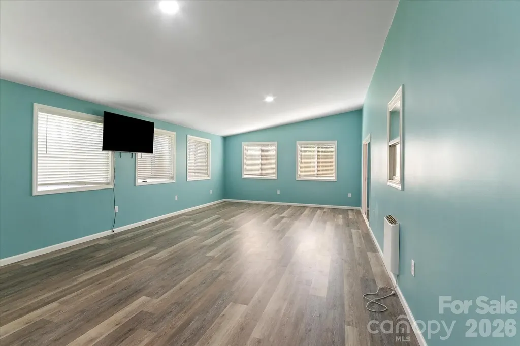 84 Poplar Street Brevard NC 28712