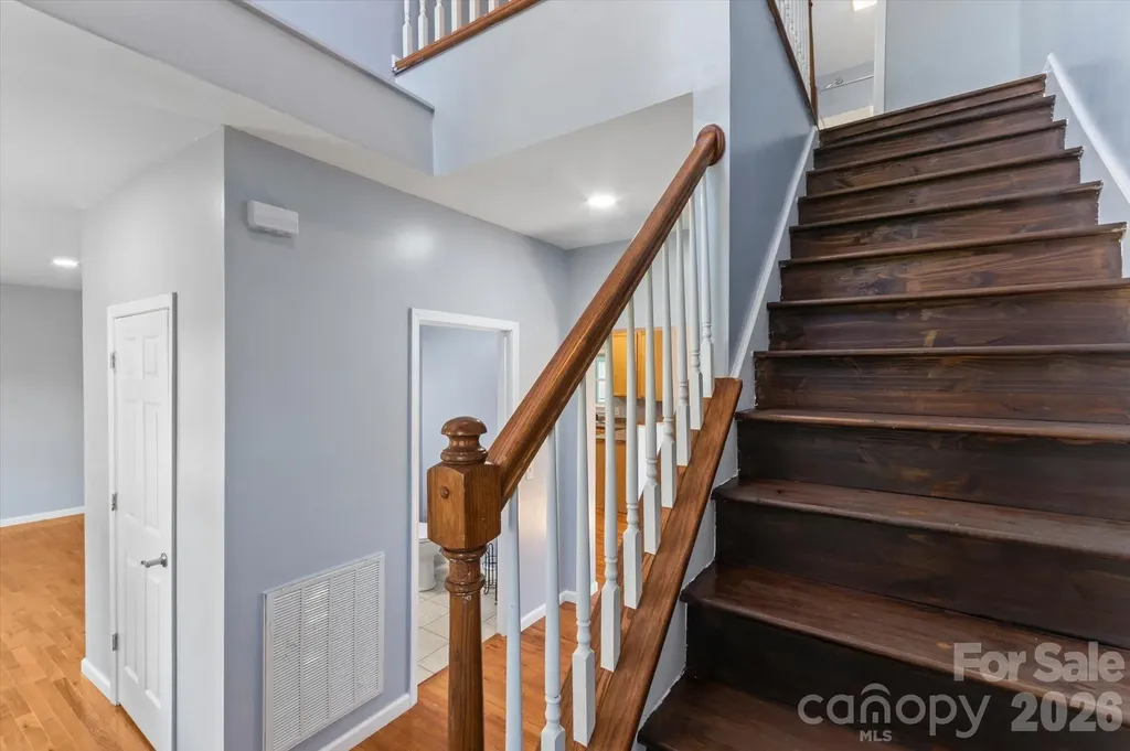 84 Poplar Street Brevard NC 28712