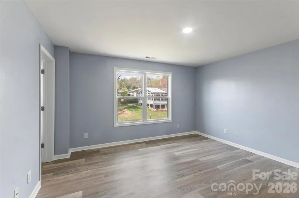 84 Poplar Street Brevard NC 28712